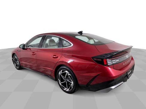Used 2024 Hyundai Sonata SEL w/ Convenience Package image 11