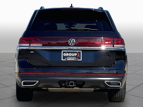 Used 2025 Volkswagen Atlas SE FWD image 5