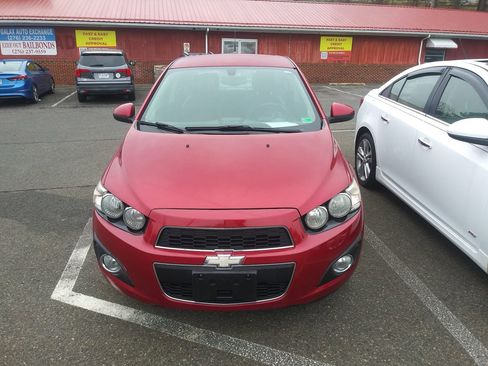 Used 2014 Chevrolet Sonic LTZ image 4