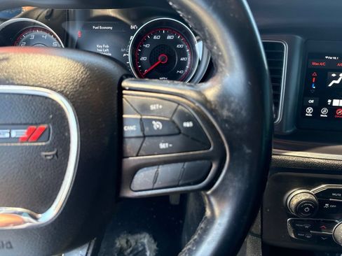 Used 2021 Dodge Charger SXT RWD image 15
