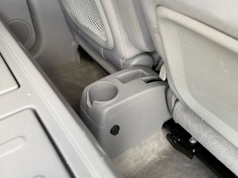 Used 2011 Chevrolet HHR LS image 19