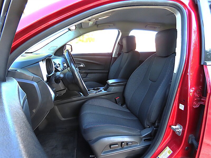 Used 2013 Chevrolet Equinox LT w/ Driver Convenience Package FWD image 9