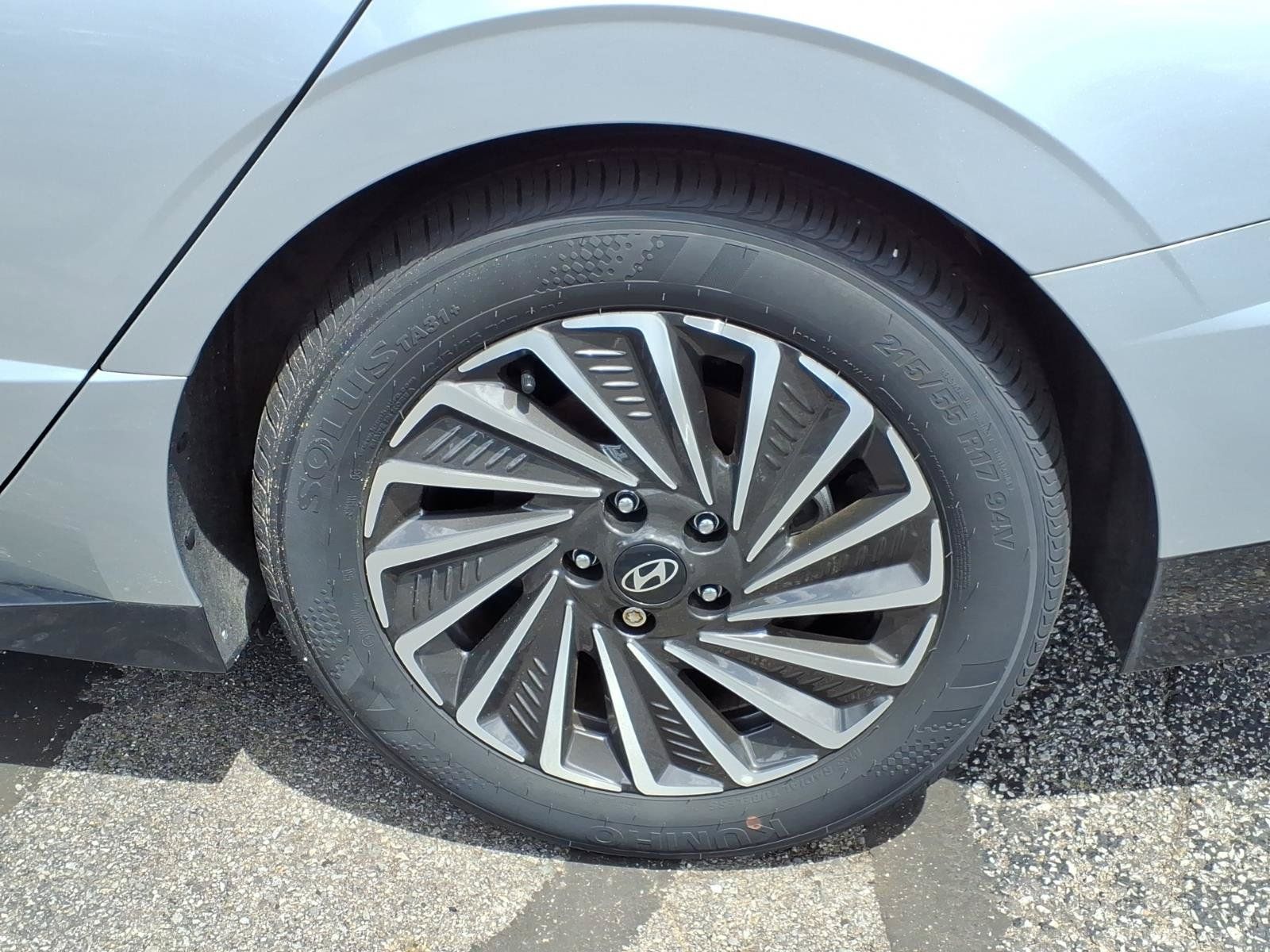 New 2025 Hyundai Sonata SEL FWD image 10