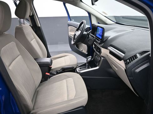 Used 2021 Ford EcoSport SE w/ SE Convenience Package image 24