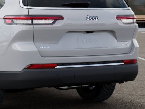 New 2026 Jeep Grand Cherokee L Laredo AWD/4WD image 14