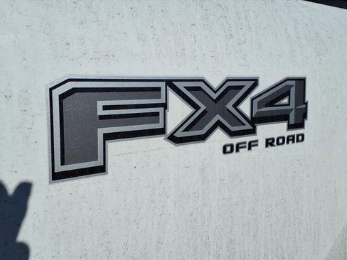 New 2026 Ford F250 Lariat w/ Black Appearance Package image 10