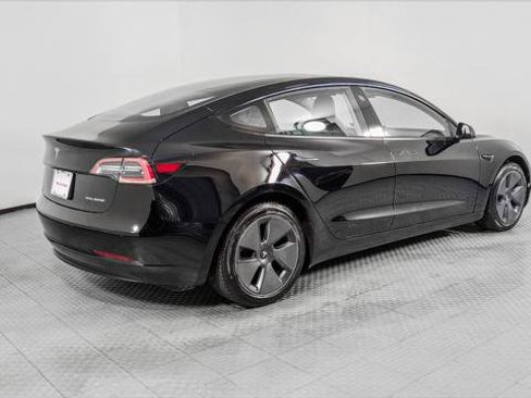 Used 2022 Tesla Model 3 Long Range AWD/4WD image 7