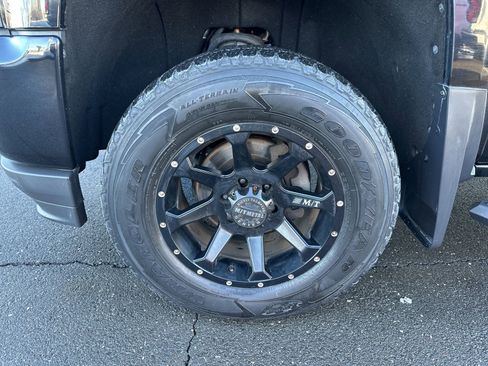 Used 2016 Chevrolet Silverado 1500 LT w/ All Star Edition image 9