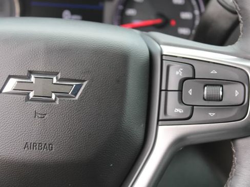 Used 2022 Chevrolet Silverado 1500 LT Trail Boss w/ Safety Package AWD/4WD image 19