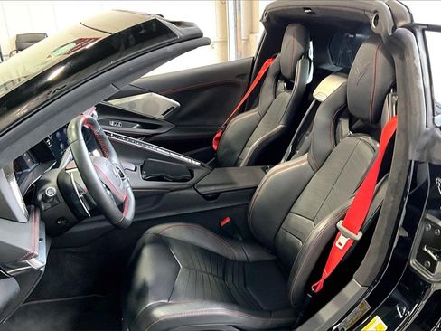 Used 2022 Chevrolet Corvette Stingray Premium Cpe w/ 3LT image 3