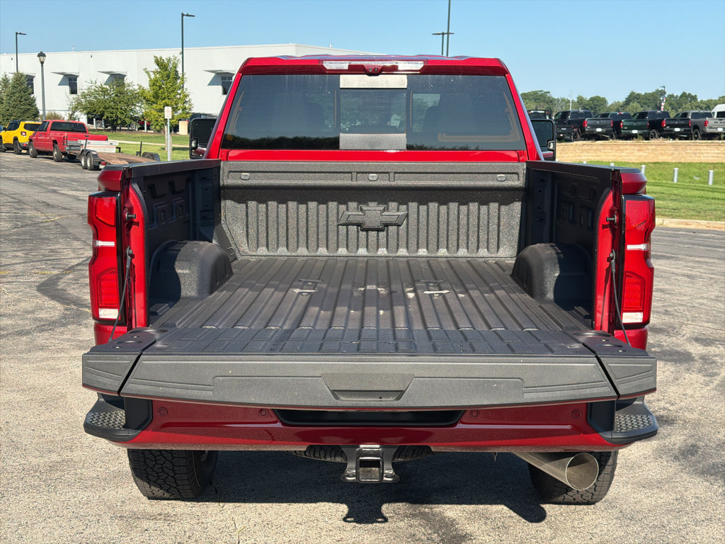 New 2026 Chevrolet Silverado 2500 High Country w/ High Country Premium Package AWD/4WD image 40