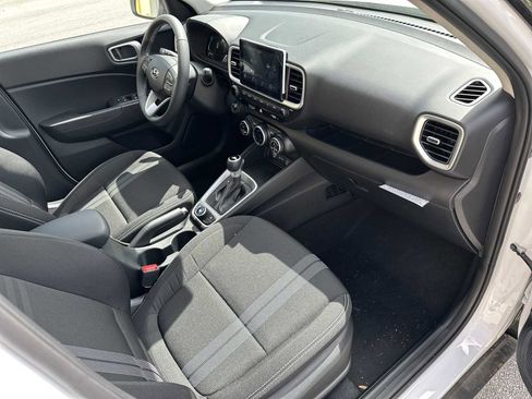 New 2026 Hyundai Venue SEL image 23