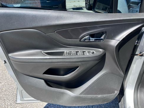 Used 2019 Buick Encore Essence AWD/4WD image 22