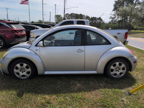 Used 2002 Volkswagen Beetle GLX image 5