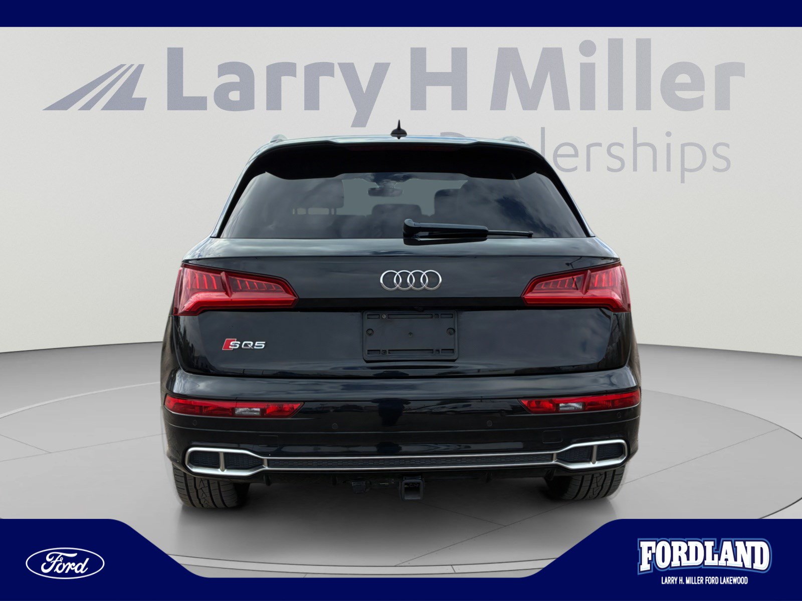 Used 2018 Audi SQ5 Premium Plus w/ Navigation Package AWD/4WD image 4