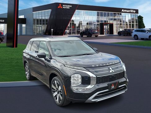 New 2025 Mitsubishi Outlander AWD image 4