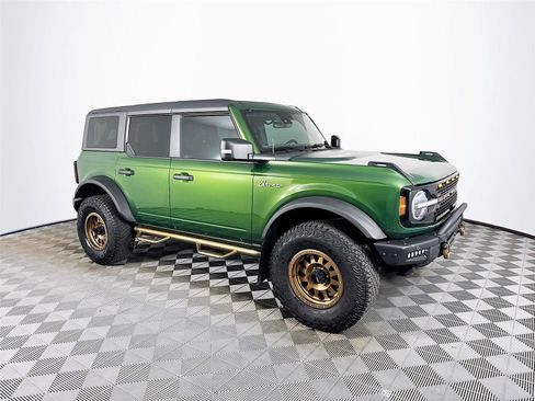 Used 2023 Ford Bronco Wildtrak AWD/4WD image 3