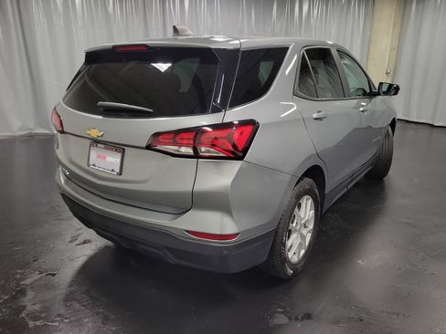 Used 2024 Chevrolet Equinox LS FWD image 8
