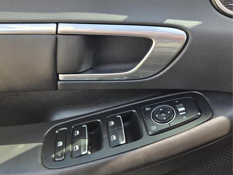 Used 2023 Hyundai Sonata SEL FWD image 22
