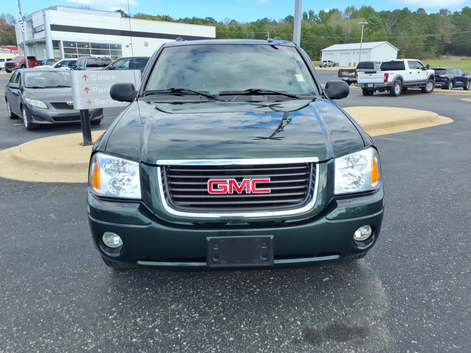 Used 2004 GMC Envoy SLE w/ Preferred Equipment Group AWD/4WD image 2