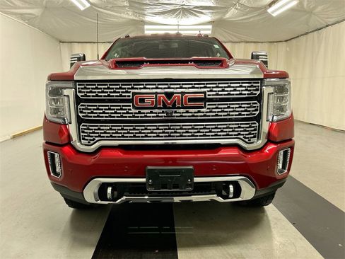 Used 2023 GMC Sierra 3500 Denali image 3