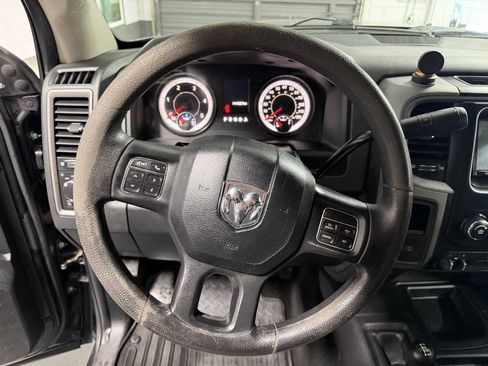 Used 2017 RAM 2500 Tradesman w/ Chrome Appearance Group AWD/4WD image 16