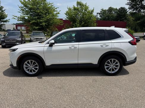 Used 2026 Honda CR-V EX image 2
