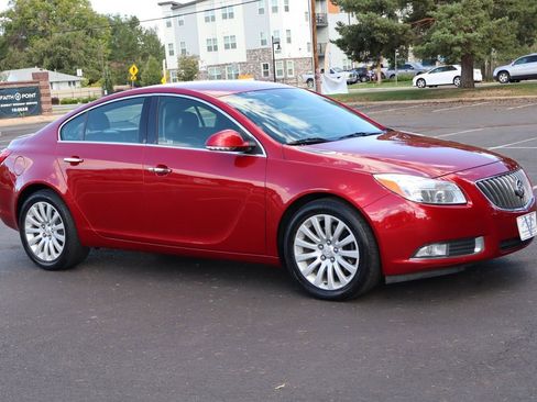 Used 2012 Buick Regal Premium image 2