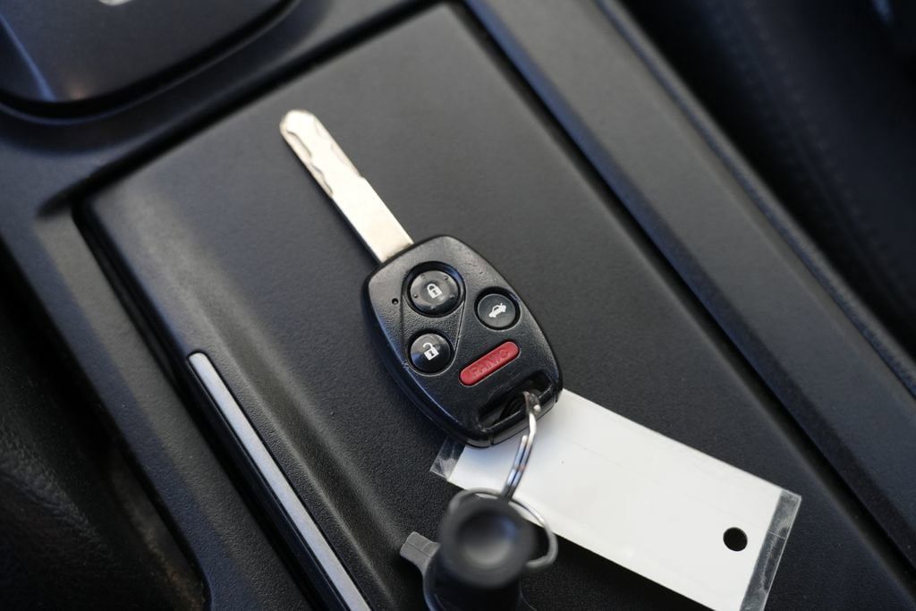Used 2011 Honda Accord LX-S image 40
