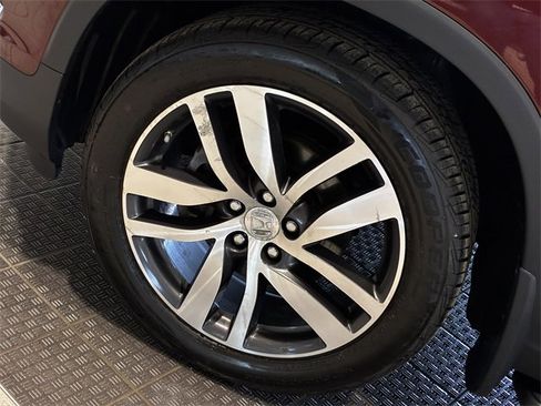Used 2018 Honda Pilot Touring image 9