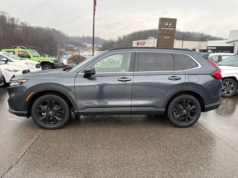 Used 2025 Honda CR-V Sport Touring image 2