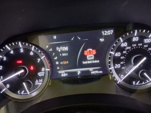 Used 2022 Toyota Highlander Platinum image 16