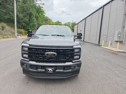 Used 2024 Ford F350 Lariat w/ Lariat Ultimate Package AWD/4WD image 7