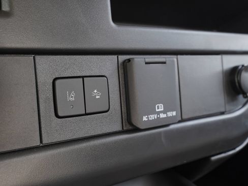 New 2026 GMC Savana 2500 Extended w/ Driver Convenience Package RWD image 15