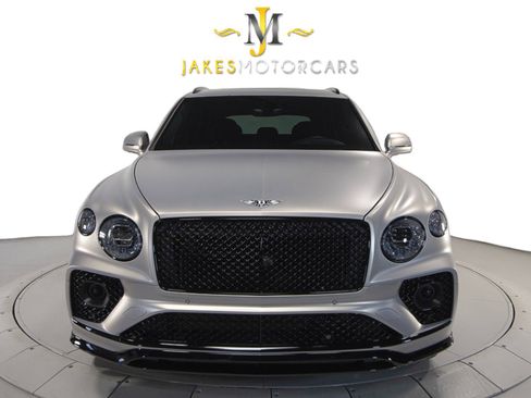 Used 2023 Bentley Bentayga Speed image 30