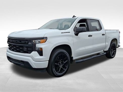 Used 2023 Chevrolet Silverado 1500 Custom w/ LPO, Dark Essentials Package image 3