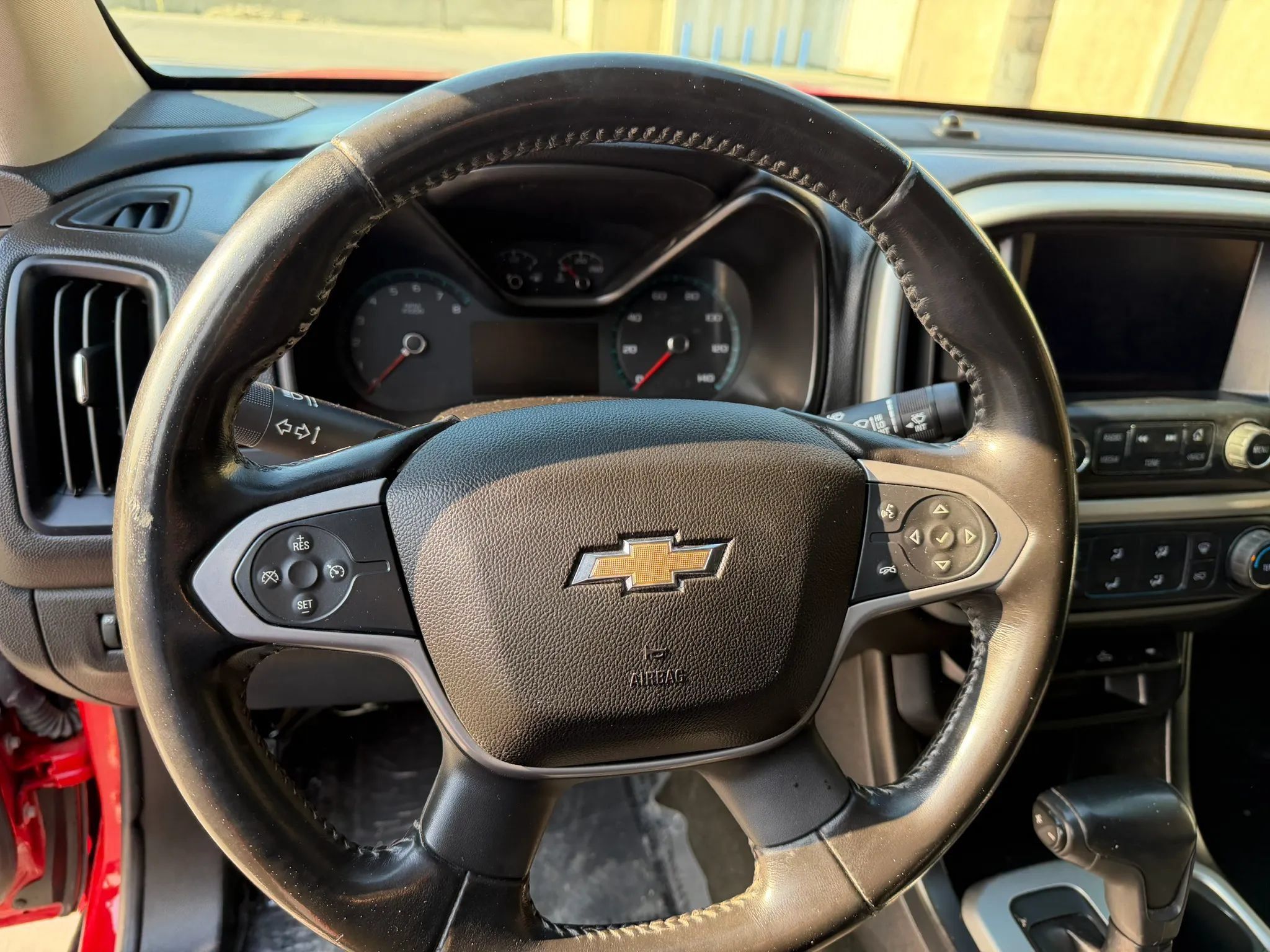 Used 2017 Chevrolet Colorado LT RWD image 14