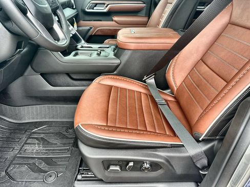 New 2026 GMC Sierra 2500 Denali Ultimate AWD/4WD image 24
