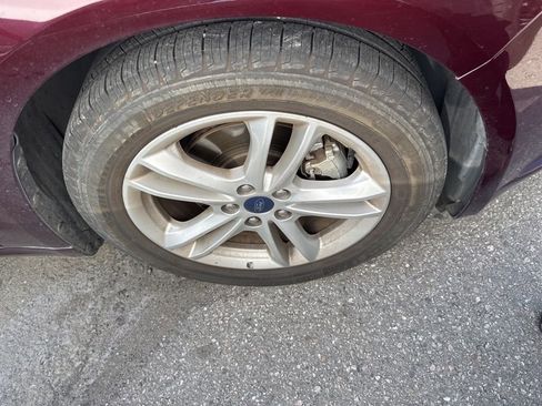 Used 2017 Ford Fusion Energi Titanium image 3