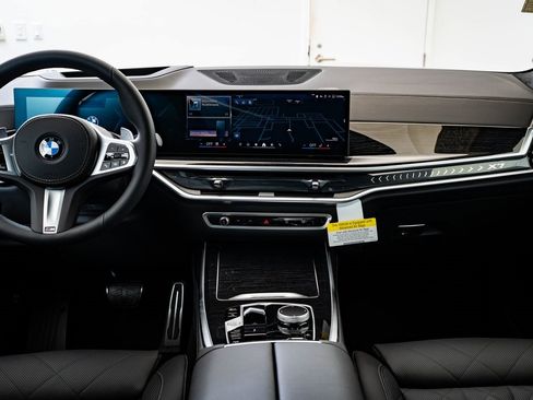 New 2026 BMW X7 xDrive40i w/ M Sport Package image 33