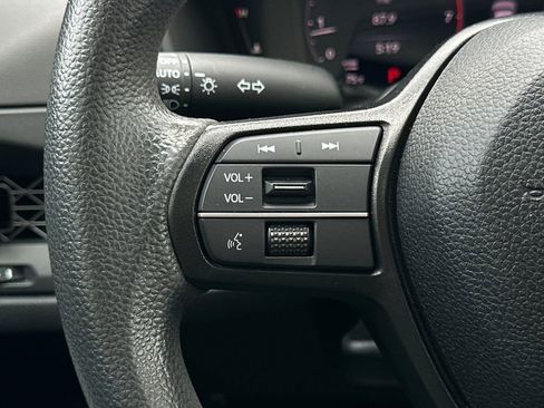 Used 2023 Honda Accord EX image 25