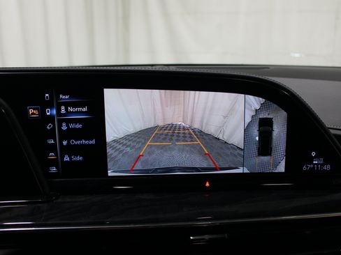 Used 2021 Cadillac Escalade Premium Luxury w/ Driver Assist Tech Package AWD/4WD image 18