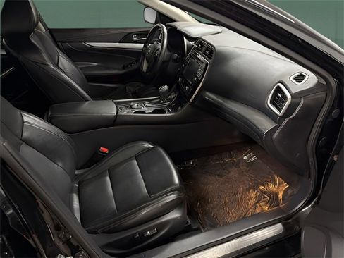Used 2017 Nissan Maxima 3.5 SL image 15