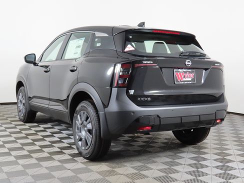 New 2026 Nissan Kicks S image 16