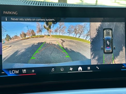 Certified 2024 BMW i5 eDrive40i w/ M Sport Package image 26