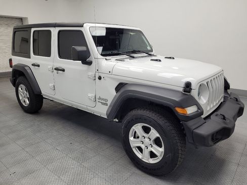 Used 2021 Jeep Wrangler Unlimited Sport AWD/4WD image 11