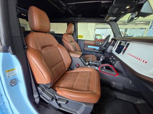 New 2024 Ford Bronco Heritage Edition image 22