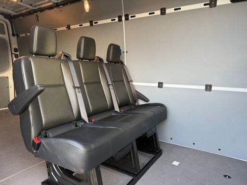 Used 2023 Mercedes-Benz Sprinter 2500 image 25