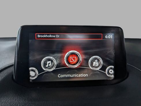 Used 2018 MAZDA MAZDA3 Sport w/ Preferred Equipment Package FWD image 11
