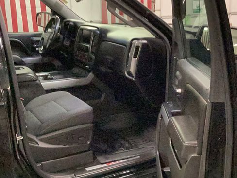 Used 2017 Chevrolet Silverado 1500 LT w/ All Star Edition image 19